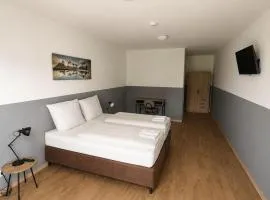 ELO STAY Nordheide 24h Check-in, Free Parking and WiFi