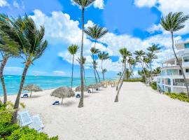 Tropicana Suites Studios Sol Caribe Hotel - Beach Club, Spa, Restaurants - playa Los Corales，位于蓬塔卡纳的酒店