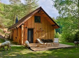 The Nook - Sauna, Pool, Ice Bath，位于采列的酒店
