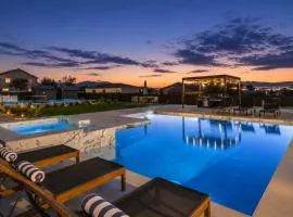 CIELO - Modern Vegas Pool Oasis, Spa, Pickleball