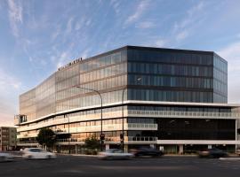 Crowne Plaza Adelaide Mawson Lakes by IHG，位于阿德莱德的酒店