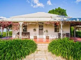 Pooles Rock Vineyard Accommodation