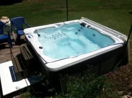 Brise Fraîche de la Montagne-Piscine et Jacuzzi-Appartement Cottage au rez-de-chaussée