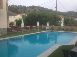 Poseidon Hotel，位于Tsoukalokhórion的酒店