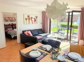 Panorama-Übernachtungen - 4 Sterne DTV - eigene Terrasse mit Garten - Infrarot-Sauna mit Dampfbad