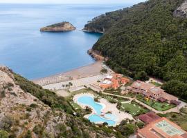 Ortano Mare Resort，位于里奥马里纳的酒店