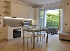 Appartamento moderno con giardino privato