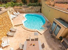 OneFifty Gozitan Villa and Pool，位于Il-Pergla的酒店