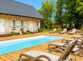 Osada Zator Family Resort & SPA，位于扎托尔的酒店