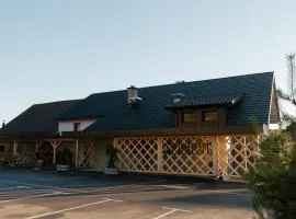 Hiša S'TJE Ljubljana Airport
