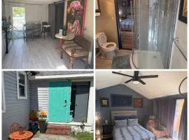 Guest House By Pinellas Trail,BeachGear,Parking