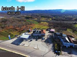 Hotel Restaurante Bayona，位于As Ferreiras的酒店