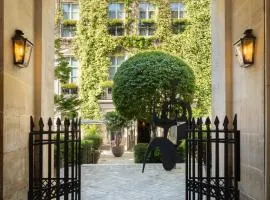 Le Pavillon de la Reine & Spa, Place des Vosges