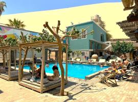 Viajero Huacachina Hostel，位于伊察的酒店