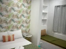 Kyle's Bed and Breakfast DMall Boracay