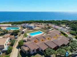 residence baia sant anna con piscina