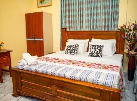 Westend Arena Hotel，位于Trofwi的酒店