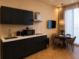 Breda Apartment w Kitchen & Private Bathroom 2p