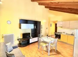 Elegante loft nel centro storico di Savigliano