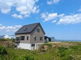 Fugoppe Beachfront Villa