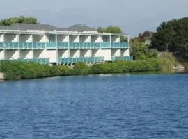 珊瑚公寓套房酒店