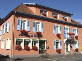Hôtel-Restaurant Au Lion de Belfort，位于Pont-de-Roide的酒店