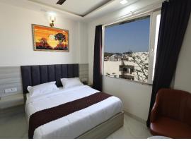 Hotel Finch Grand by Revaantra SS Hospitality，位于哈里瓦的酒店