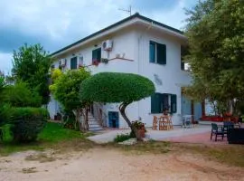 GuestHost - Casa Eroma Apartment