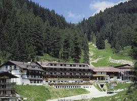 帕皮阿格体育酒店，位于泰塞罗Residenza - Passo Feudo Quad Ski Lift附近的酒店