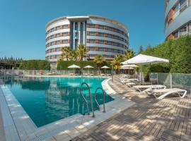 Hotel Abades Nevada Palace，位于格拉纳达的酒店