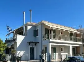 Thermos House Nydri