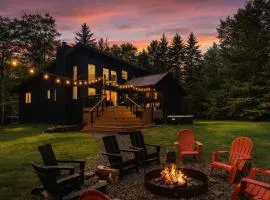 Casa Magda - Designer Home near Hiking & Swimming