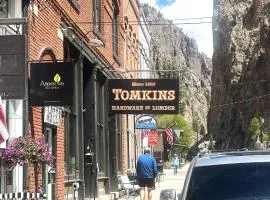 Aspen Inn