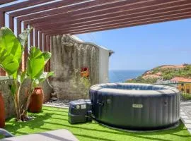 Freitas Paradise, a Home in Madeira