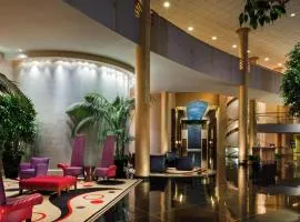 DoubleTree by Hilton Washington Dulles Airport