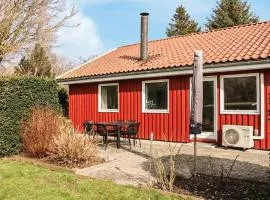 Beautiful Home In Holbæk With Wifi