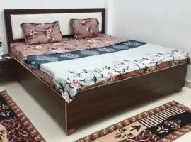 Pandeyji stay