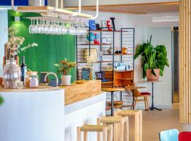 ibis Styles Salon de Provence，位于普罗旺斯地区萨隆的酒店