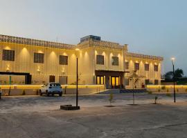 Mount Green Hotel Bharatgarh，位于Bharatgarh的酒店