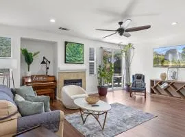Modern Home Prime Location Loaded With Extras