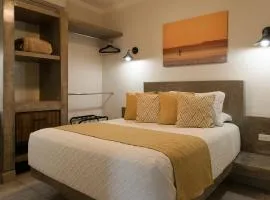 Santa Cruz Suites