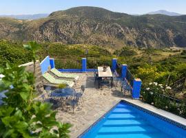 Casa Rural en la Alpujarra, La Chaparra - Pitres，位于皮特尔的酒店
