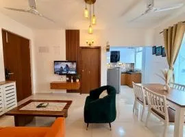 Bay Breeze 2BR Apt Amoret Homes