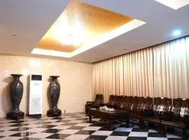 Gin Jian Commerical Hotel