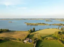 Peaceful Country Home With Beautiful Water View