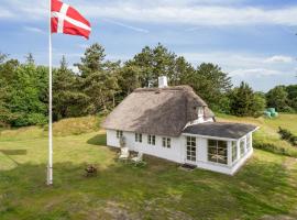 Cozy Cottage With View Of The Wadden Sea，位于博利尔马克的酒店