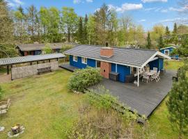 Cozy Holiday Home Near The Gudenå，位于福旺的酒店