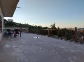 The Mountain Village View اطلالة الجبل