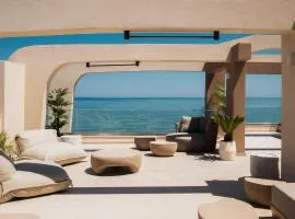 Batis Aero Beachfront Wellbeing Hotel