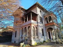 Villa Maria